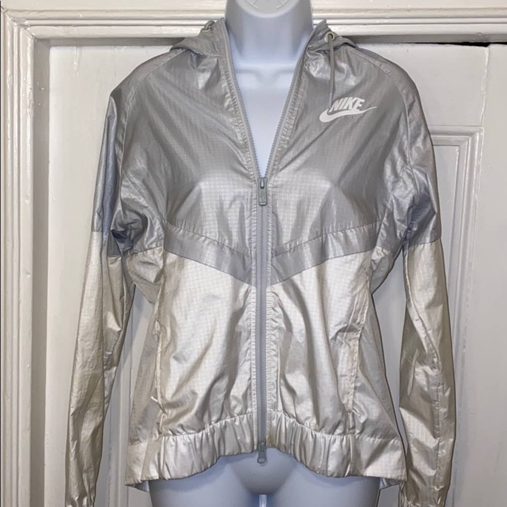Nike Windbreaker / Rain Jacket